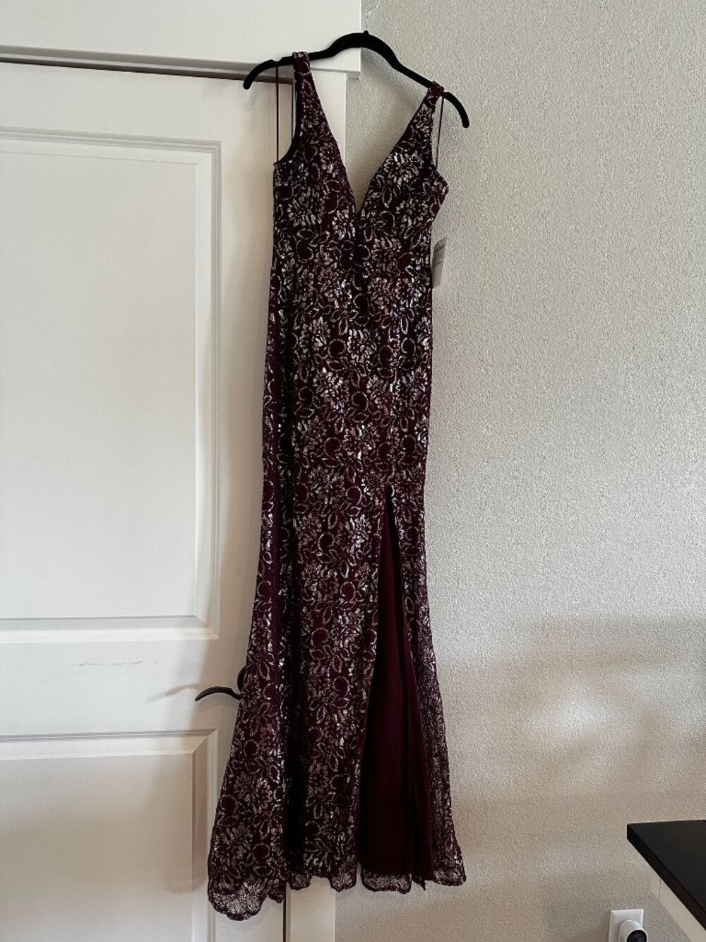 NWT Saved by the Dress Burgundy Lace Mermaid Gown Formal Maxi Dress Medium